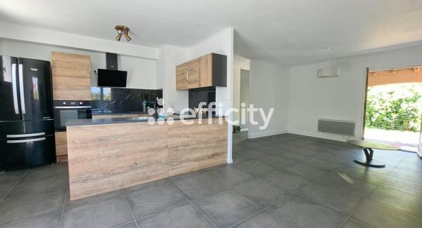 Maison
         4 pièces
        - 96 m² 350 000 € *