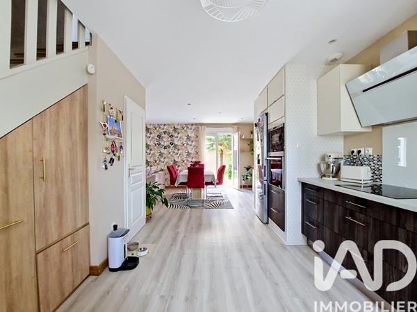 Maison à vendre 5 pièces 81,88 m² Vénissieux
