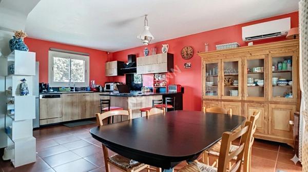 Villa Saint-Jean 6 pièces 151 m² sur une parcelle de 572 m²