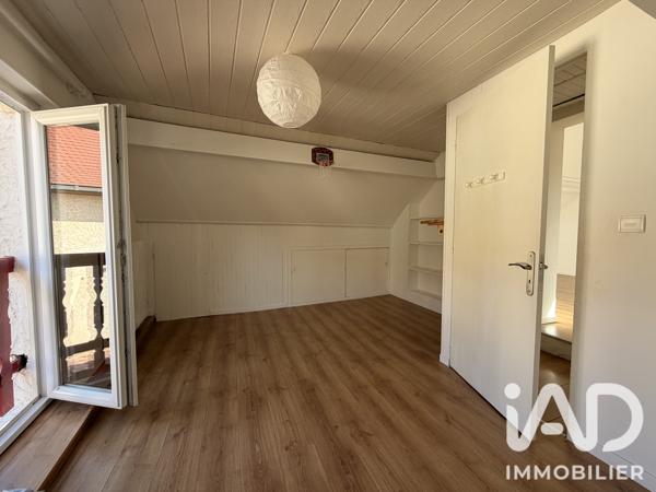 Maison à vendre 5 pièces 149,94 m² Saint-Genix-les-Villages