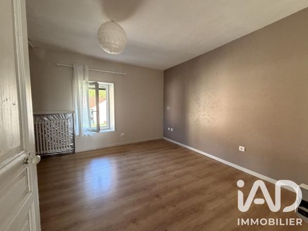 Maison à vendre 5 pièces 149,94 m² Saint-Genix-les-Villages