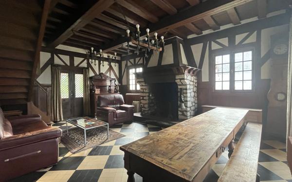 Maison à vendre    6 pièces • 96,82 m2 Le Plessis-Trévise