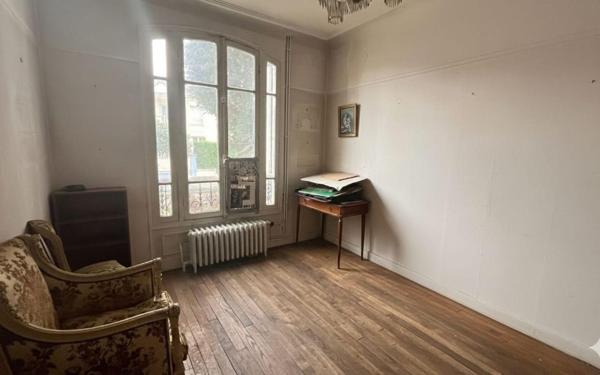 Maison à vendre    6 pièces • 96,82 m2 Le Plessis-Trévise