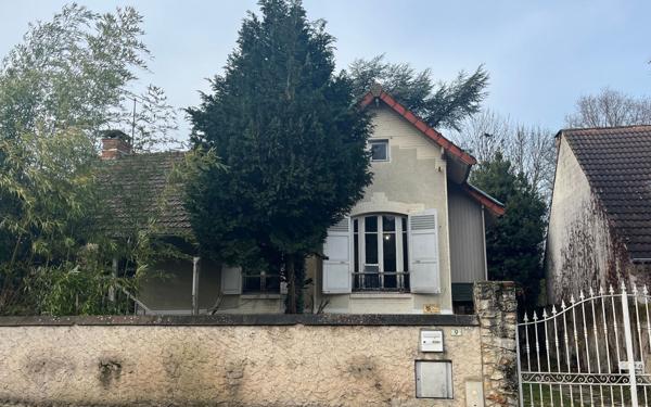 Maison à vendre    6 pièces • 96,82 m2 Le Plessis-Trévise