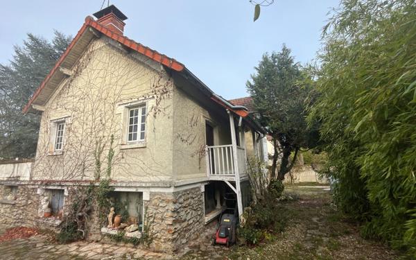 Maison à vendre    6 pièces • 96,82 m2 Le Plessis-Trévise