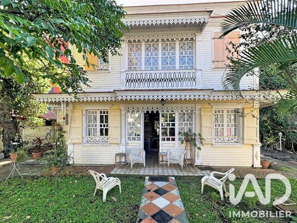 Maison à vendre 8 pièces 459 m² Saint-Denis