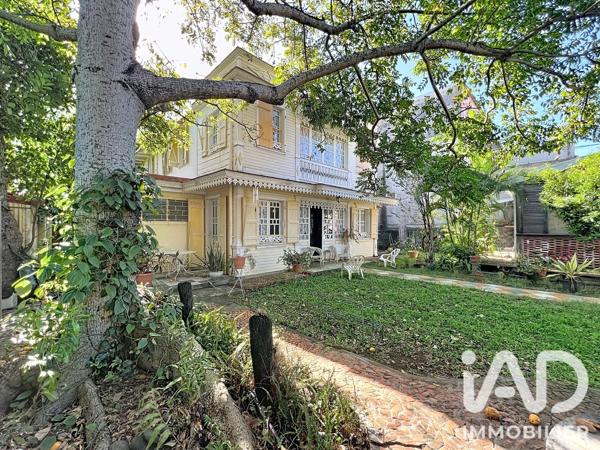 Maison à vendre 8 pièces 459 m² Saint-Denis