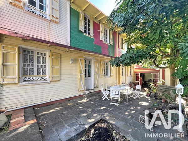 Maison à vendre 8 pièces 459 m² Saint-Denis