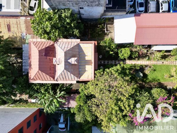 Maison à vendre 8 pièces 459 m² Saint-Denis