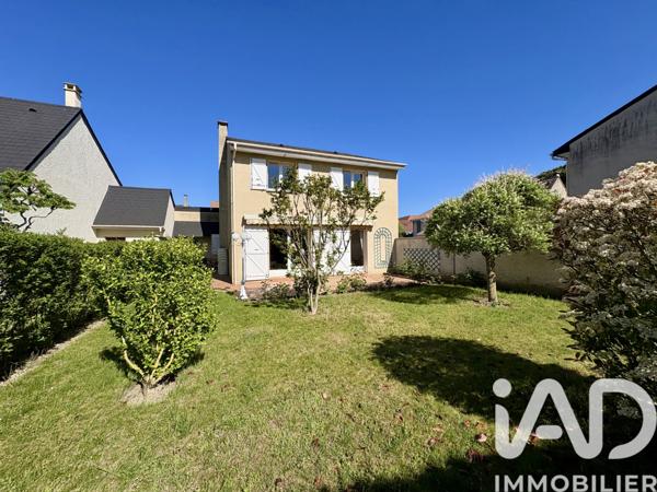 Maison à vendre 6 pièces 116,76 m² Le Coudray-Montceaux