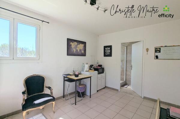 Local Commercial 3 pièces - 60 m² Exclusivité efficity