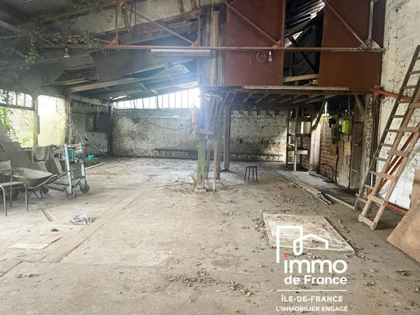 Immeuble à vendre à Avon (77210)