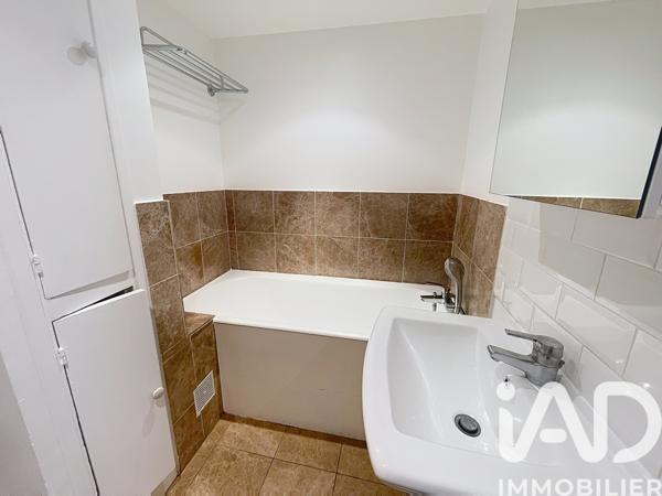 Location appartement 4 pièces 94 m² Paris 7