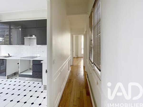 Location appartement 4 pièces 94 m² Paris 7