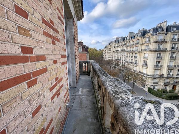 Location appartement 4 pièces 94 m² Paris 7
