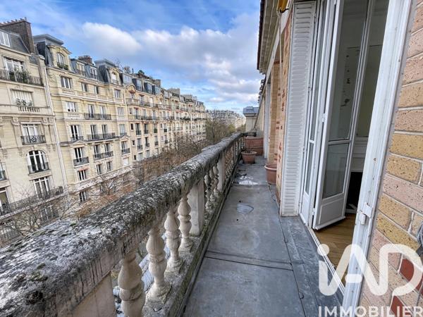 Location appartement 4 pièces 94 m² Paris 7