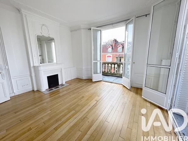 Location appartement 4 pièces 94 m² Paris 7