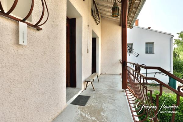 Lorette : deux logements, deux entrées, un seul prix