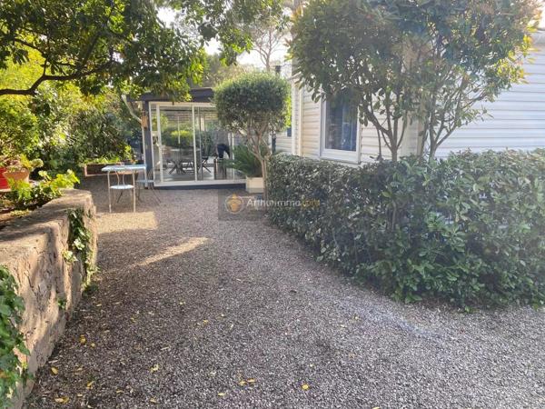 Vente                                                      Terrain
                        
                                         267 m2                     à Fréjus