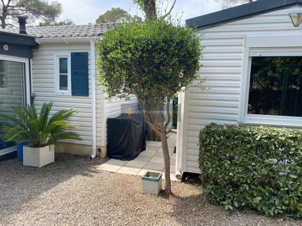Vente                                                      Terrain
                        
                                         267 m2                     à Fréjus