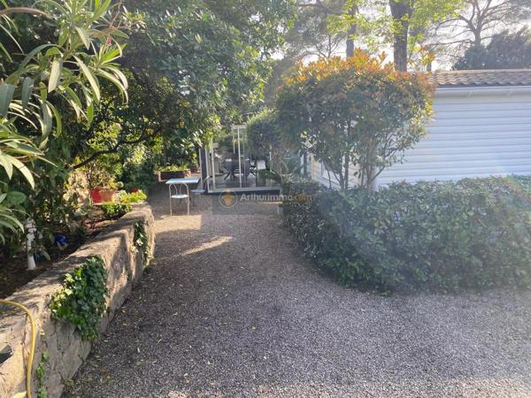 Vente                                                      Terrain
                        
                                         267 m2                     à Fréjus