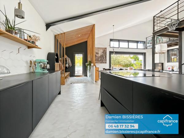 Maison d'architecte aux volumes exceptionnels, proche du bourg de Vertou - 4 chambres - Exclusivité