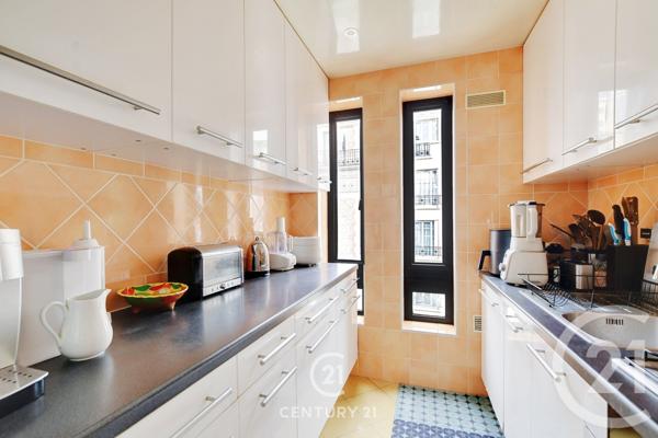 Appartement F3 à vendre  3 pièces - 65,07 m2 PARIS - 75015