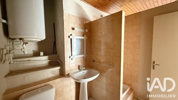 Immeuble à vendre 222 m² Apt