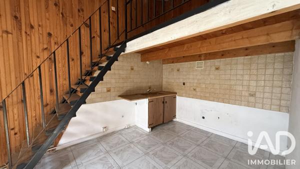 Immeuble à vendre 222 m² Apt