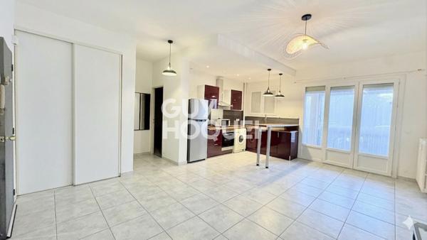 Appartement à louer 2 pièces de 46.9 m²