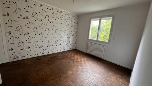 Maison à vendre 229 000 € Puycelsi 3 p 103 m² DPE E