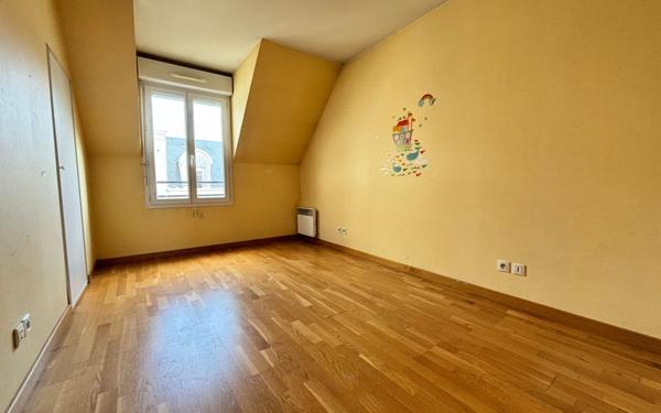 Appartement à vendre    4 pièces • 87,82 m2 Chelles