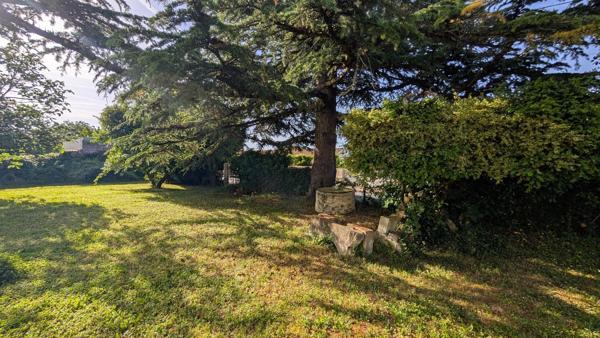 LES EGLISES D'ARGENTEUIL MAISON DE 5 PIECES 3 CHAMBRES GARAGE JARDIN