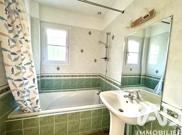 Maison à vendre 7 pièces 176 m² Saint-Cyr-sur-Loire