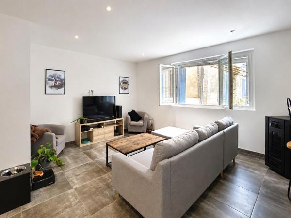 Appartement rénové avec goût – 80 m² – Aucun travaux à prévoir – Centre de Mondragon