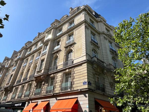 Bureaux à louer Paris bureaux lumineux rénovés à deux pas du métro