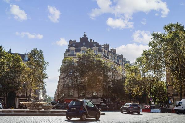 Bureaux à louer Paris bureaux lumineux rénovés à deux pas du métro