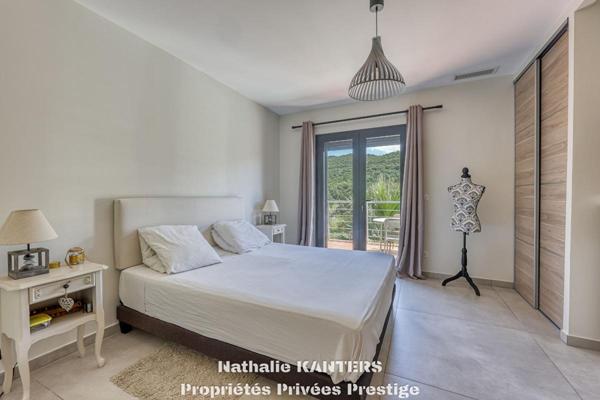 VILLA - HYERES
