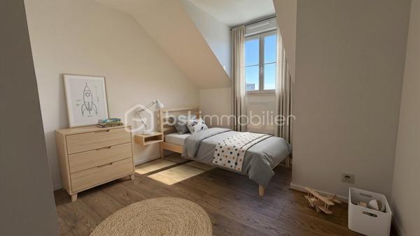 Découvrez cet appartement spacieux et lumineux de 96 m² au sol et 80m2 carrez idéalement situé dans le quartier centre ville Jean Jaurès, offrant un cadre de vie confortable et pratique. 
Profitez d'un environnement vibrant où tranquillité et commodités se conjuguent à la perfection.

Séjour spacieux de plus de 25m2, chambres de 14, 12,5, 12m2;

Avec ses quatre pièces lumineuses, cet appartement se niche au dernier étage d'un immeuble moderne de trois étages ravalé récemment. 

Imaginez-vous prendre votre petit déjeuner sur la terrasse bien exposée, entourée de sérénité. Doté d'un box et d'une place de parking en sous-sol, un  cellier complète ce bien qui coche toutes les cases.

L'intérieur est agencé avec soin, proposant un séjour accueillant, prêt à recevoir famille et amis. Bien entretenu, sans travaux à prévoir,  nombreux rangements et dressing.

Son élégance vous séduira. Le tout est en copropriété bien gérée, avec des charges annuelles de 2400€.

Résidence sécurisée avec Vigik, digicode, ascenseur, à l'abri des nuisances sonores.

À proximité des commerces, transports et des écoles, l'accessibilité est un atout majeur. Ce bien n'attend que vous pour écrire votre nouvelle histoire. 
Contactez FABRICE MARTIN  pour une visite.