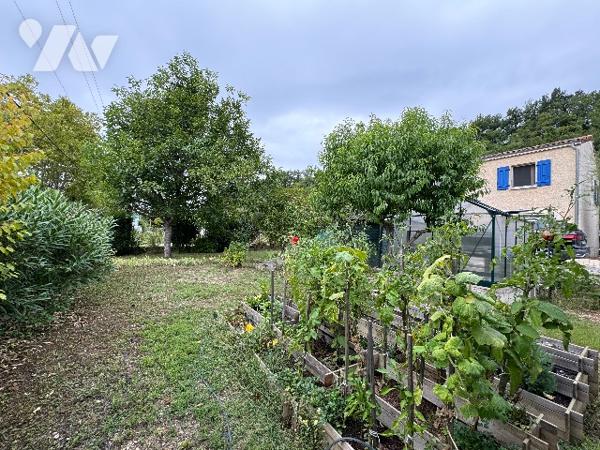 Jolie maison avec une belle vue en exposition sud.
