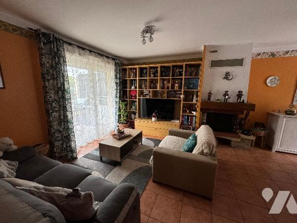 Jolie maison avec une belle vue en exposition sud.