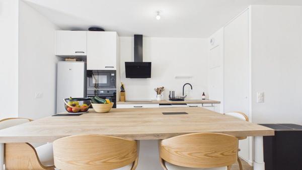 Appartement proche tous commerces 86 m² - 4 ch