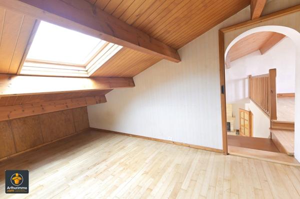 Location Maison 6 pièces 156 m2 à Fressines