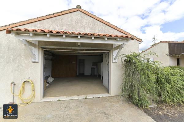 Location Maison 6 pièces 156 m2 à Fressines