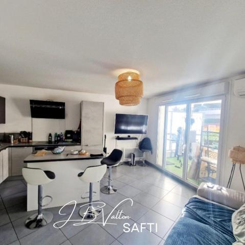 Appartrement T3 avec terrasse Sud et 2 places de parking