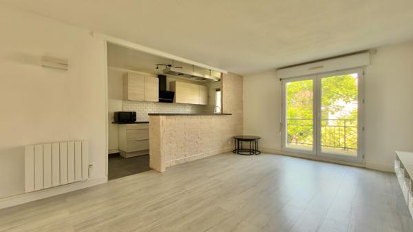 CHILLY-MAZARIN, BALCON, ASCENSEUR ET DPE C