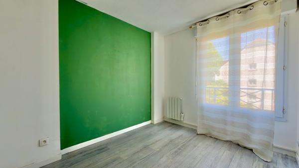 CHILLY-MAZARIN, BALCON, ASCENSEUR ET DPE C