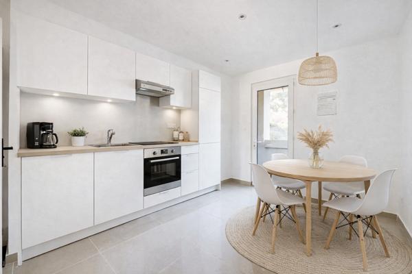 🔥 EXCLUSIVITÉ – T2  + parking – Roquefort-la-Bédoule