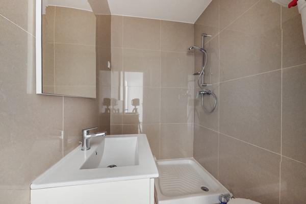 🔥 EXCLUSIVITÉ – T2  + parking – Roquefort-la-Bédoule