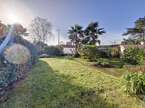 Maison Reze BALINIERE -  Parc de la baliniere 3 chambres avec beau jardin 735m2